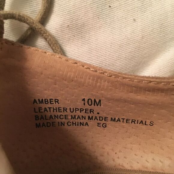 Me Too Amber Lace Up Tan Leather Suede Flats 10 - Picture 13 of 13